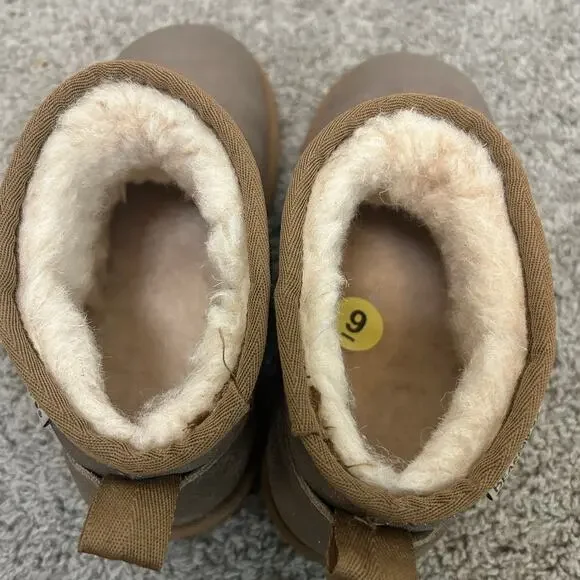 Bearpaw Womens Gold Glitter Suede Pull On Lined Sherpa Boots Size 9 - Picture 7 of 9